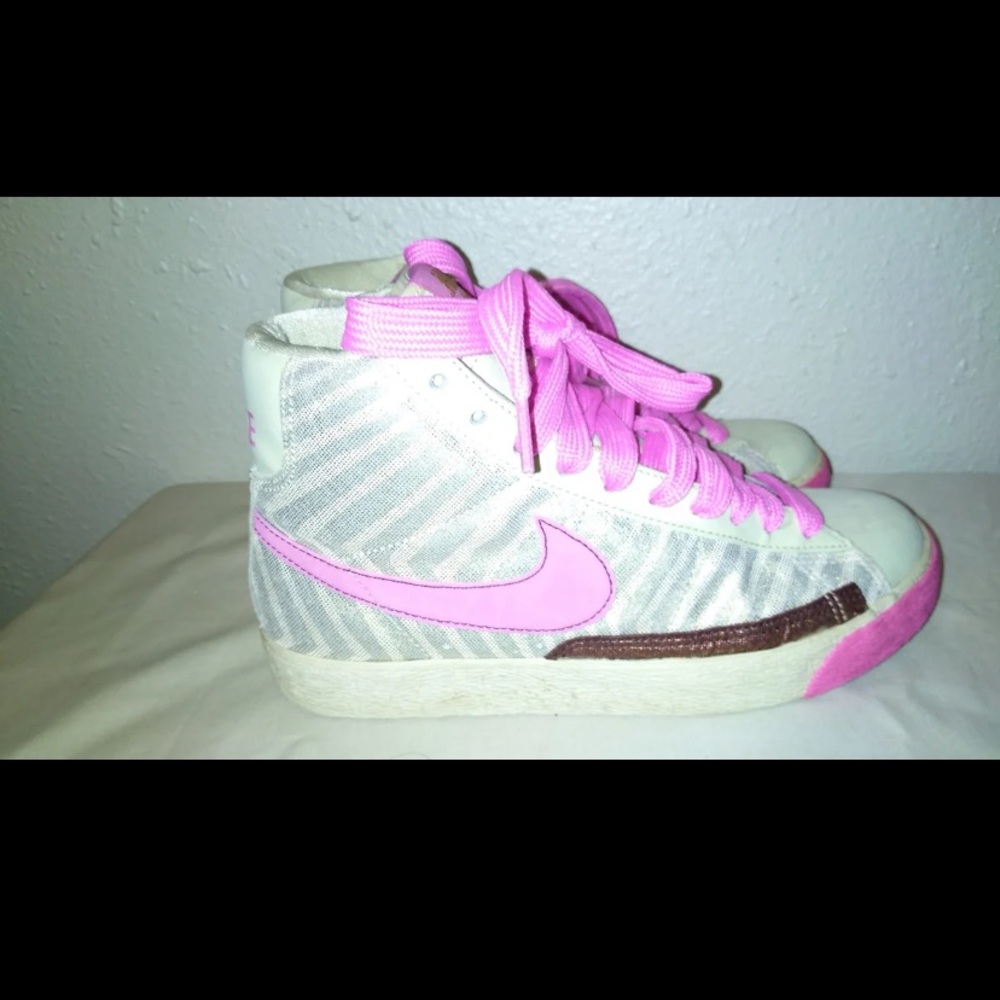 nike high top blazers